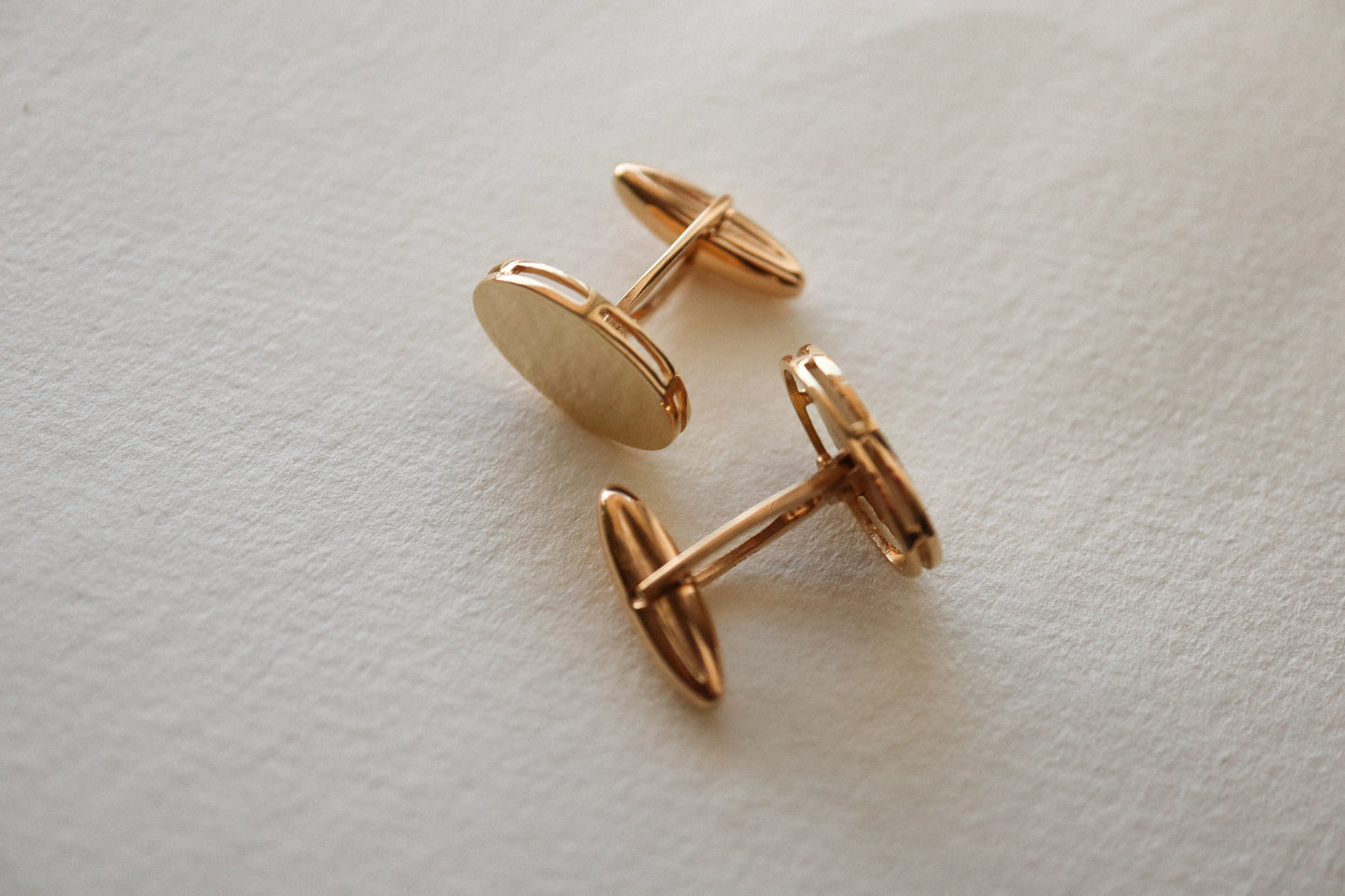 OVAL CUFFLINKS -